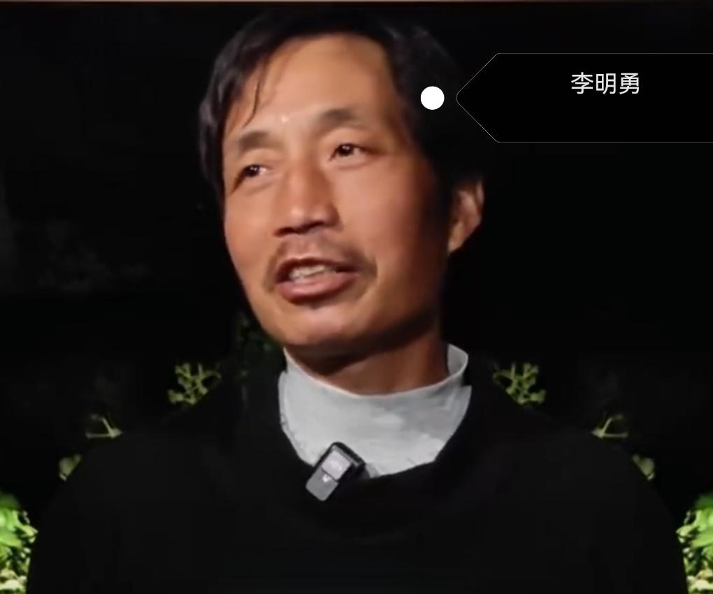 4月2日下午5点多，潜山市梅河雪湖段的河边，一阵呼救声引来了不少路人。48岁