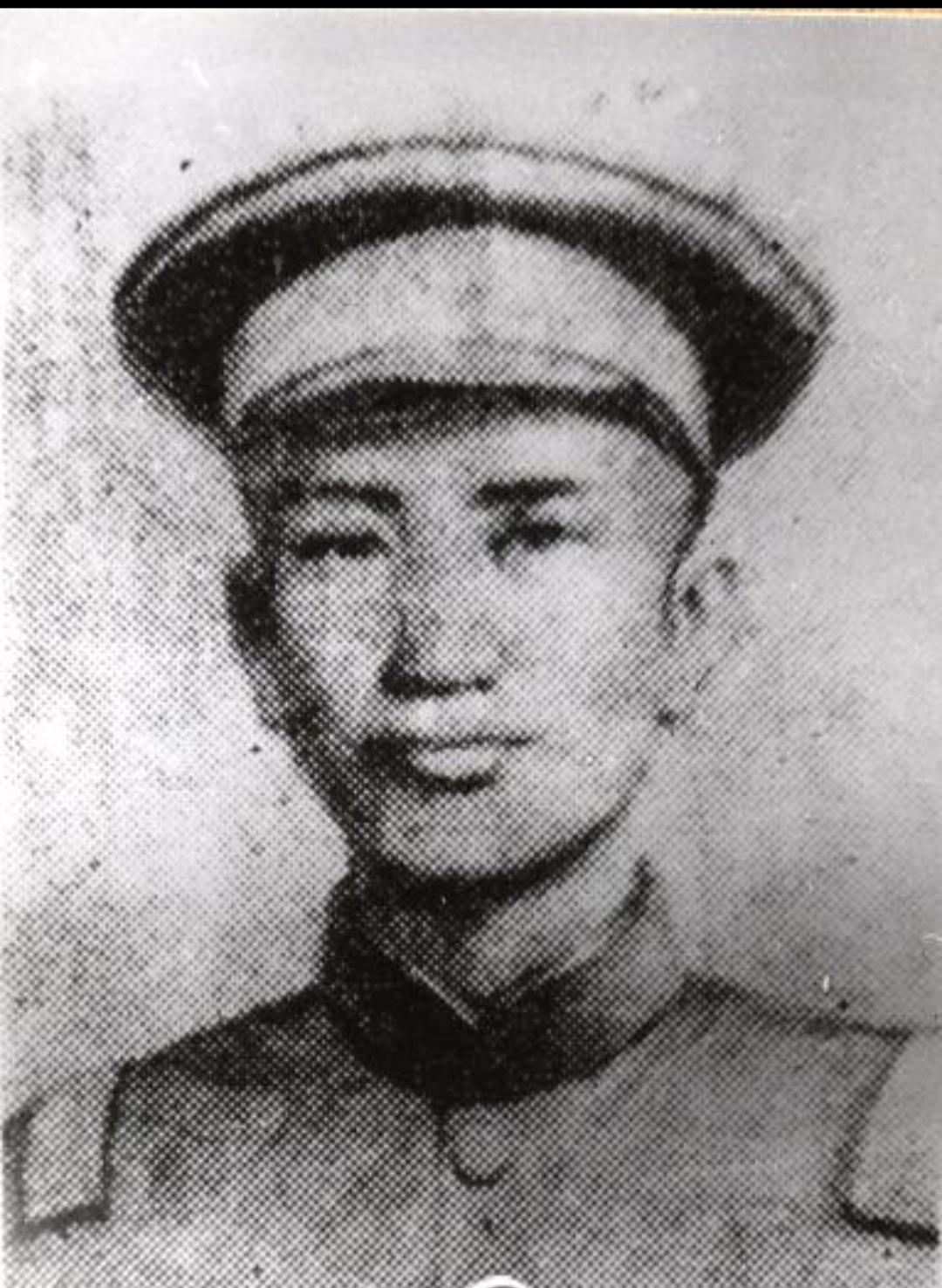 与彭德怀黄公略结义的红军名将！战功赫赫却早早牺牲，31岁埋骨他乡李灿（原名