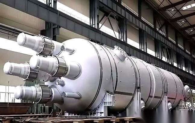 印度一座砸了近80亿的化肥厂，就这么干巴巴地停在收尾阶段。设备全是中国造的，技