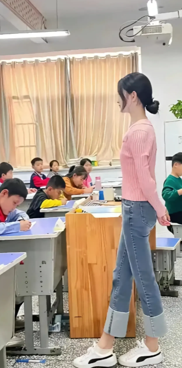 如果开家长会，所有男家长都会来的吧