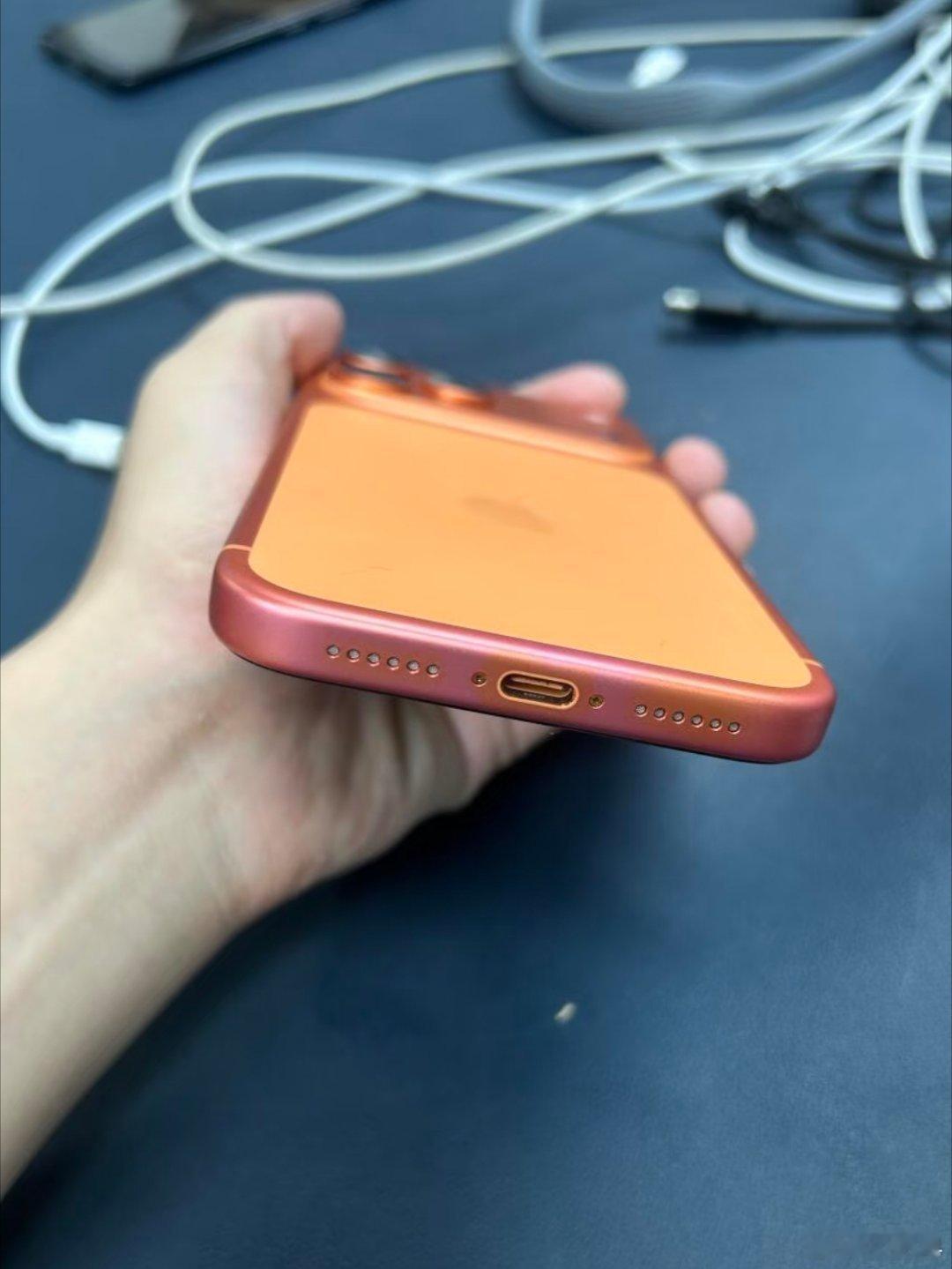 你们的iPhone17Pro也是这样吗？​​​