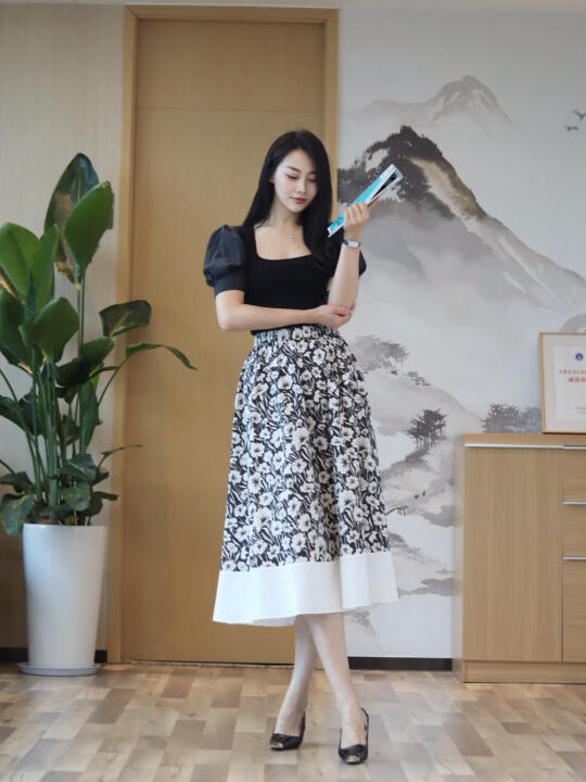 律师小姐姐 | 优雅职场风穿搭，温柔而坚韧