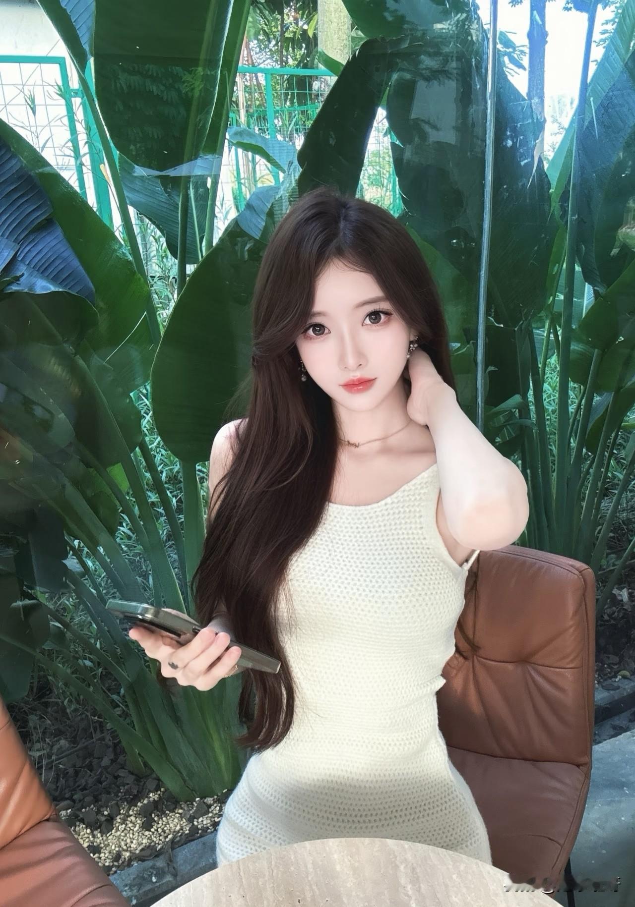 乌黑的秀发什么样的女生称得上是美女?