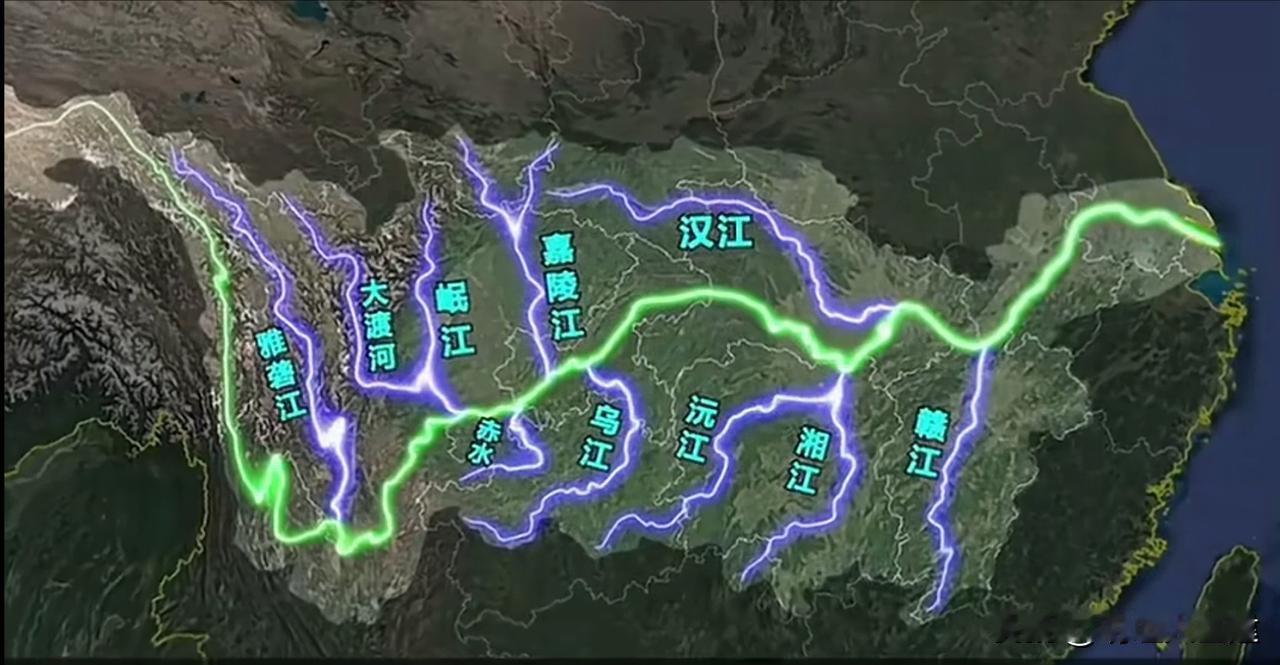 没想到，一直以为长江就是一条大河，支流也就那么几条，结果打开水系图彻底傻眼了——