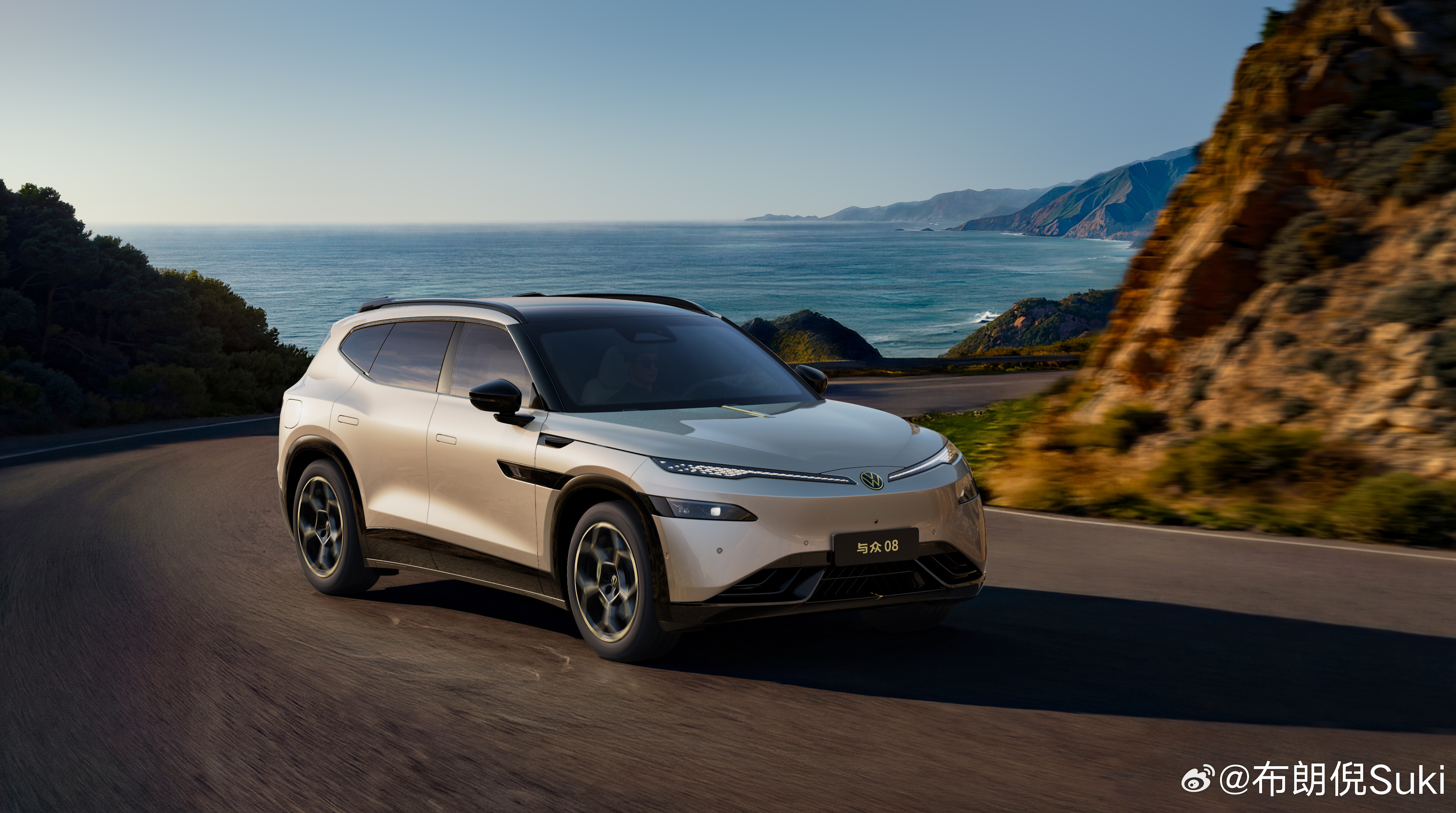 豪华大五座新卷王来了去年还是概念车状态的ID.EVO，今天就变成了你马上能买到