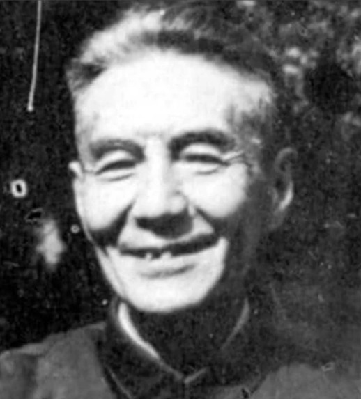 1959年，国军中将卢浚泉被特赦，成了第一批被特赦的战犯，沈醉、范汉杰酸溜溜地说