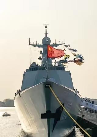 无论是中国的导弹，还是中国的航母，日本都不怕。日本真正怕的，其实是两样东西。