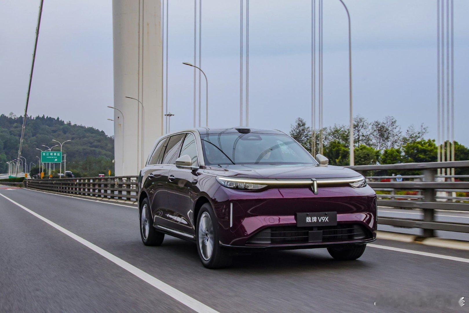 魏牌V9X凭借“动力冗余”的宣传卖点引发市场热议，其官方宣传内容与产品本身，存在