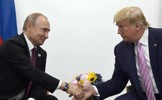 普京就是高手，不服不行！特朗普挖个坑等普京跳，结果老普不仅跳了，还反手把这个坑铺