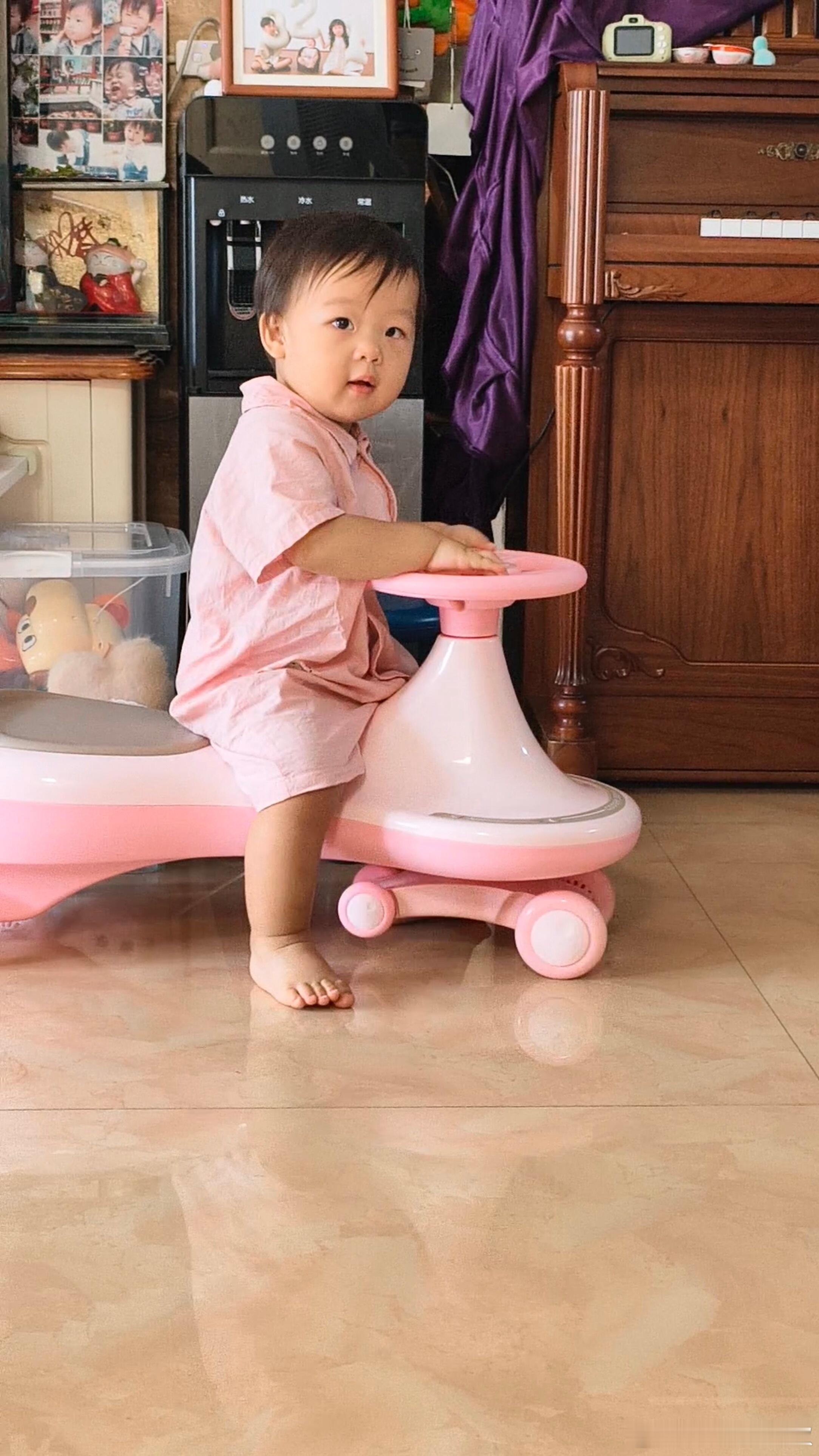pinkboy萌娃养成记