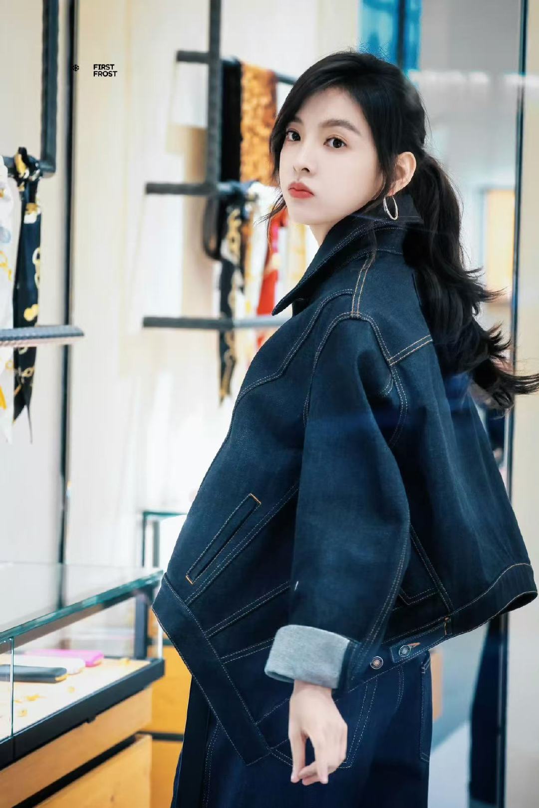 章若楠纪梵希探店章若楠纪梵希探店路透章若楠纪梵希探店～美貌轻松拿捏我！！！