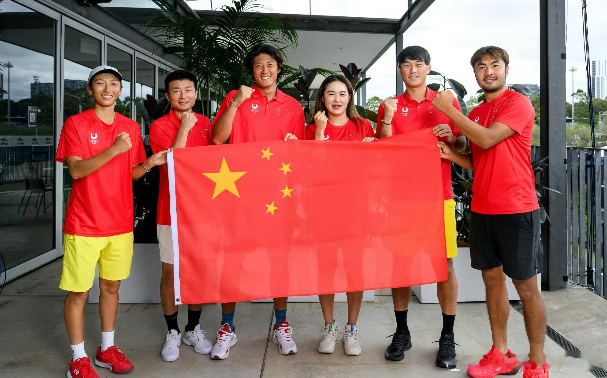 💰中国队联合杯开门红看看中国球员都拿多少奖金🇨🇳张之臻：95250美元?