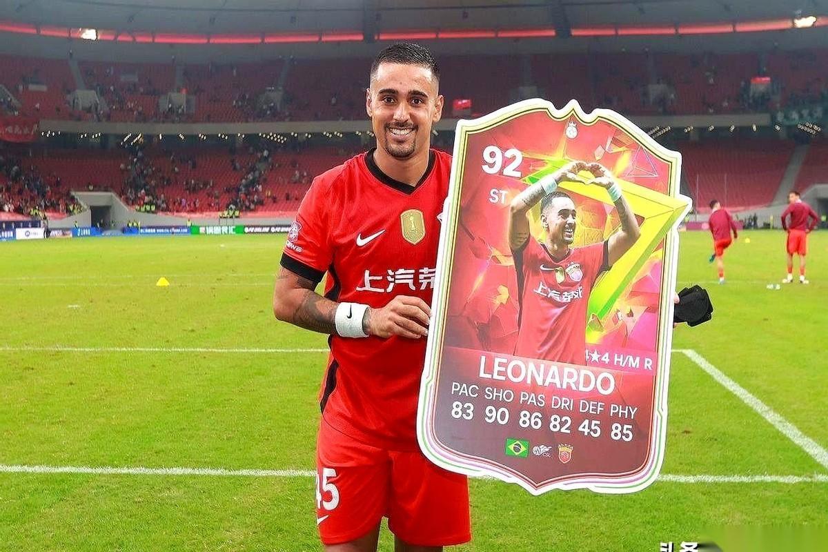 人家天津队，假期都不要了。机票退了，酒店也退了，就为了在最后一轮，主场跟申花死