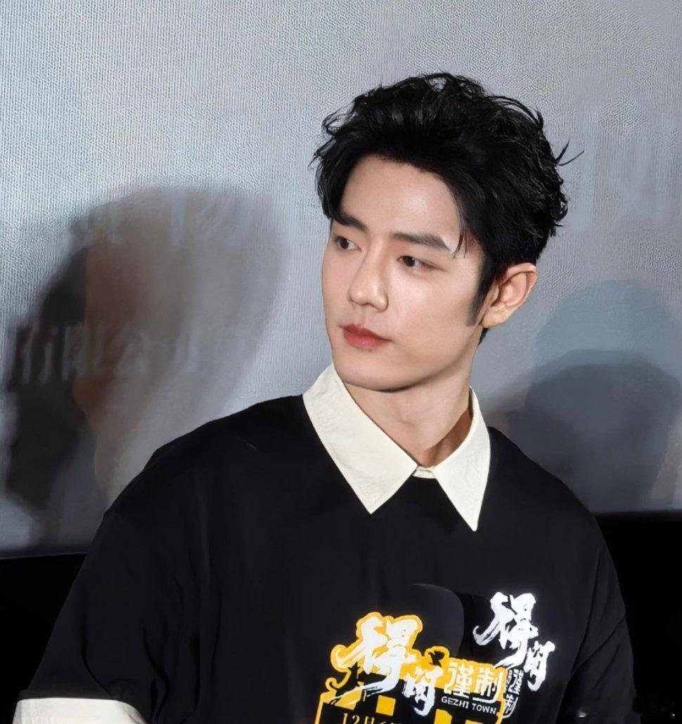 18宫格肖战生图直出的权威性，太顶了生图王者肖战得闲谨制