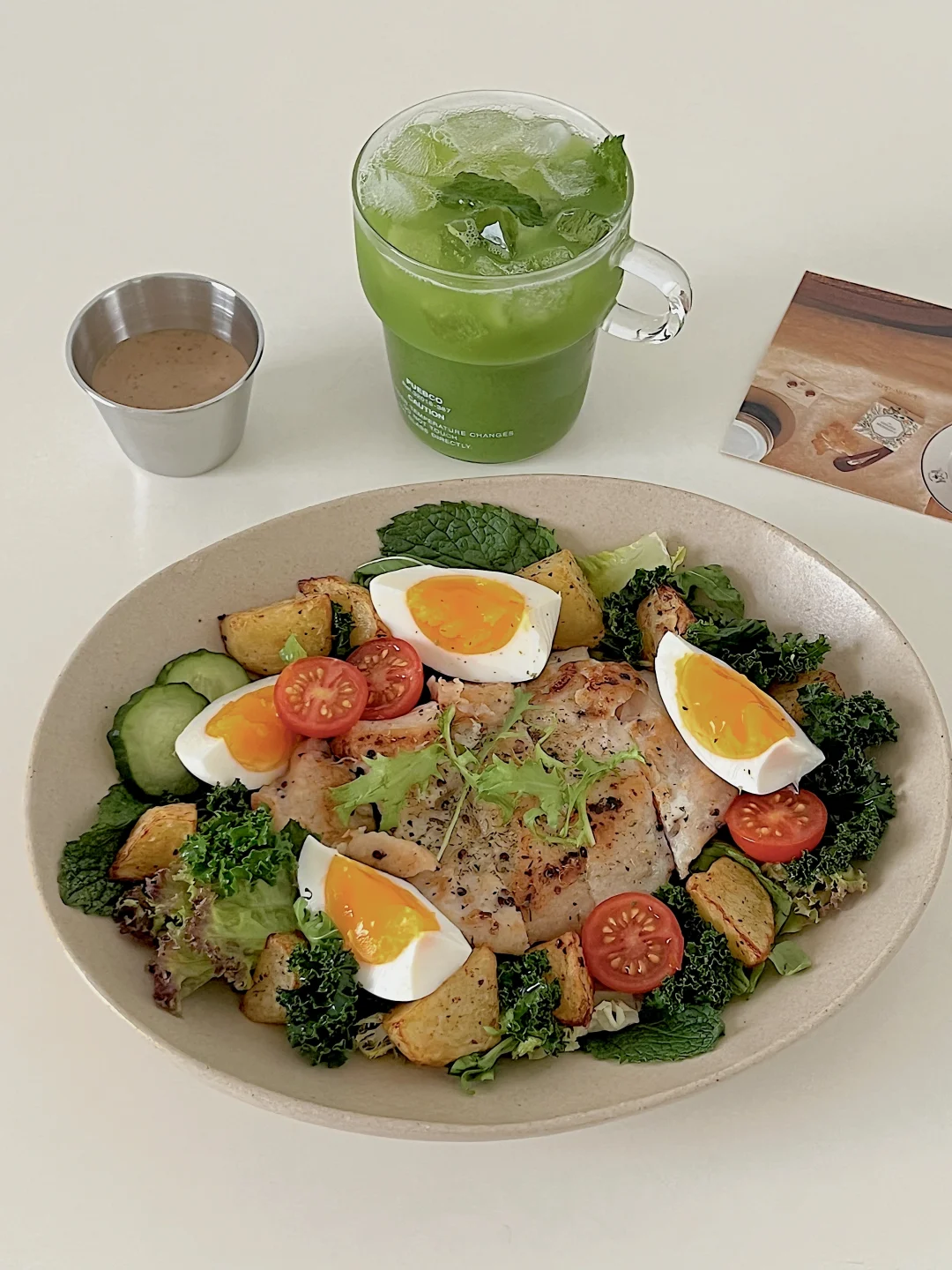 一人食🍴｜元气土豆鸡扒沙拉🥗清爽果蔬汁✨