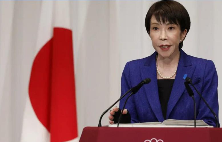 特朗普逼宫失效！日本不敢出兵伊朗，全靠宪法锁死退路！特朗普强势下令，要日本派兵驰