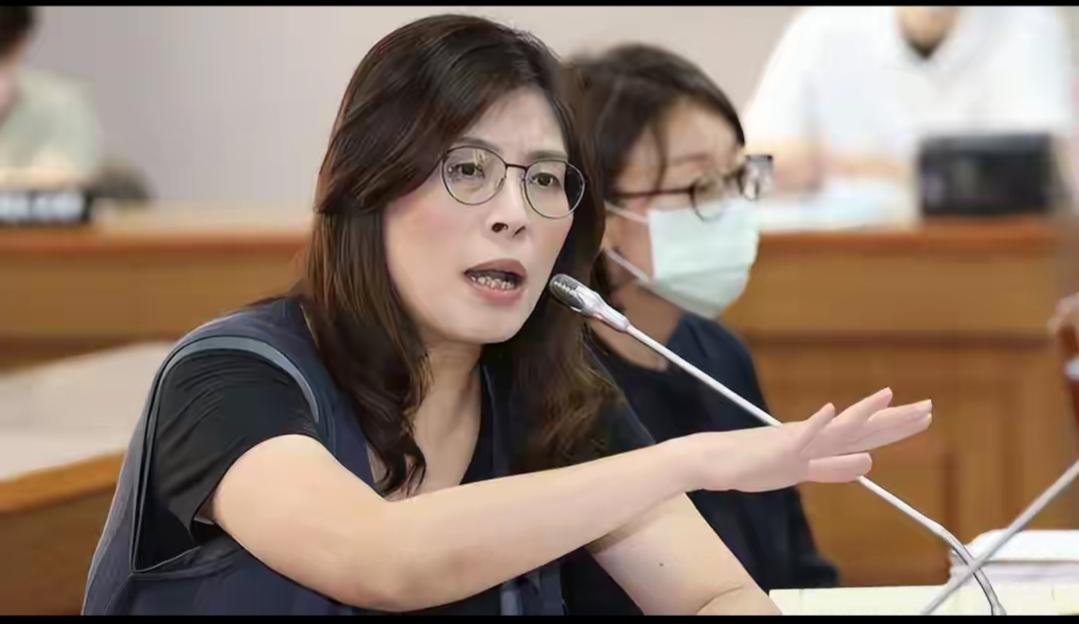 别嘴上说得好，行动上又是另外一回事，有可能郑丽文就是祖国统一台湾最大的阻碍，只是