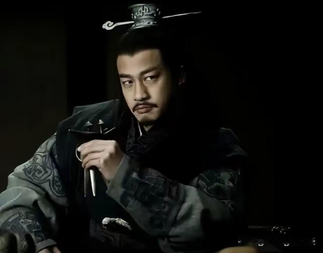 刘邦是成功者，项羽是传奇。成功者代代有，传奇，千年一遇。刘邦懂人心、懂权