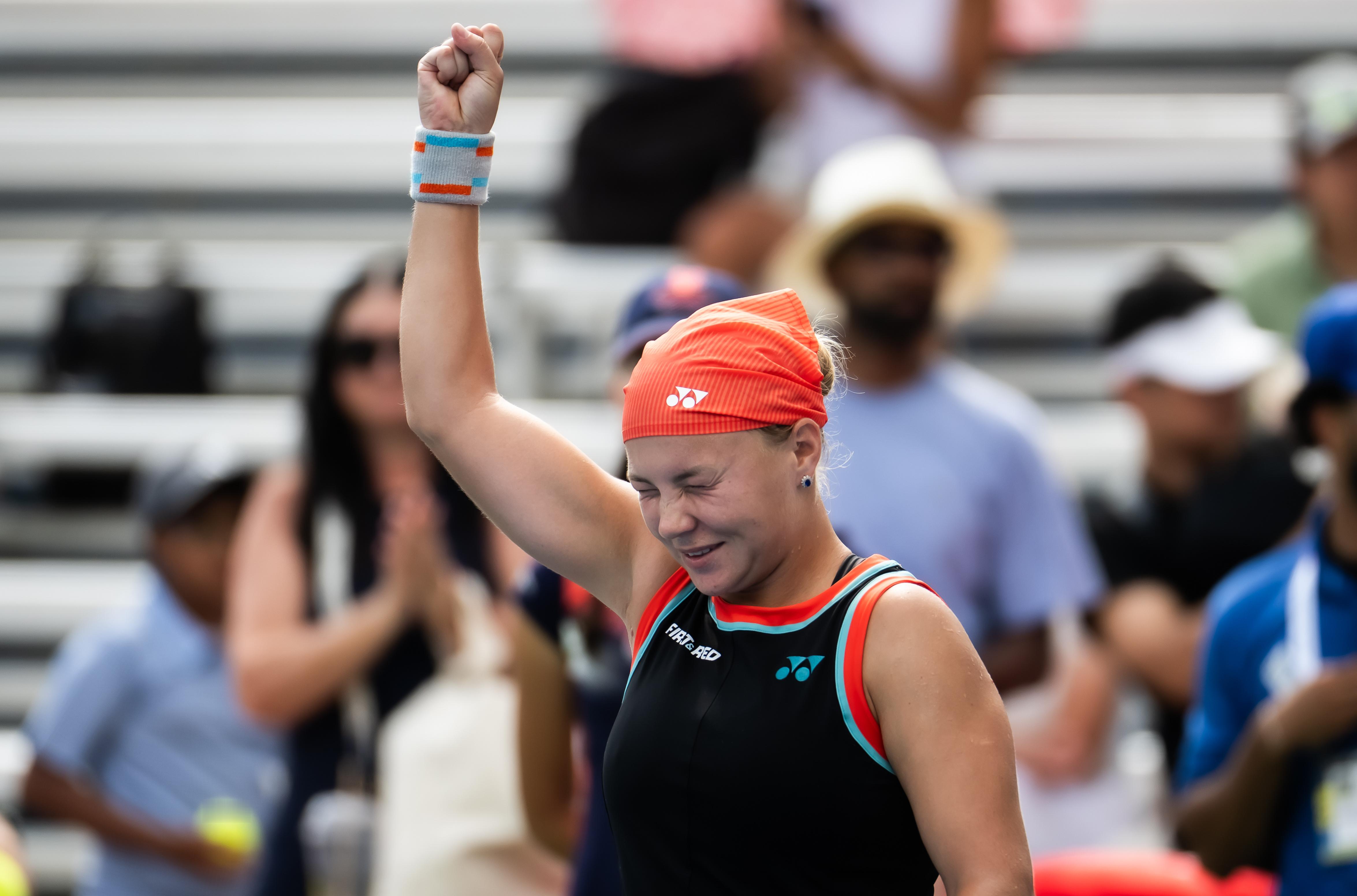 夜间结束的部分赛果🎾WTA1000辛辛那提站第二轮，14号种子施耐德以6-2