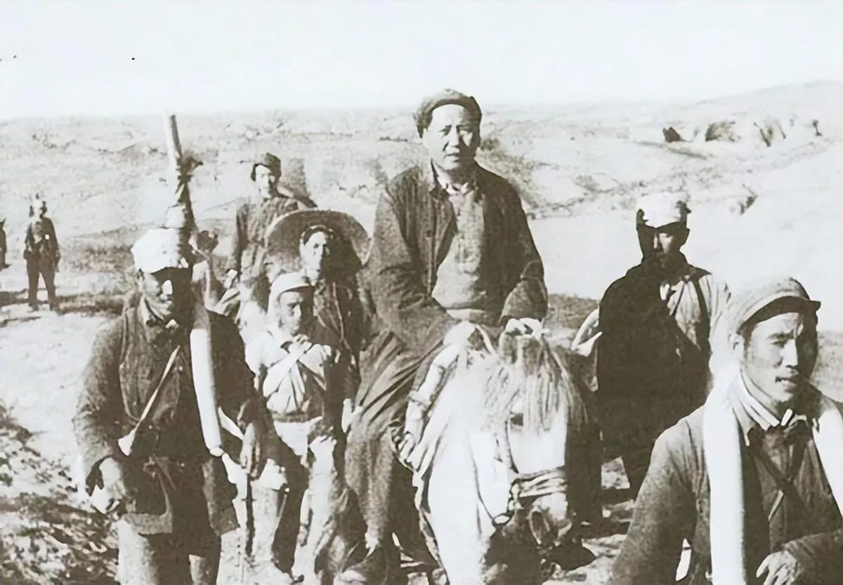 1936年冬，西路军突围失败，大批红军战士落入马家军之手，几乎全军覆没，5600