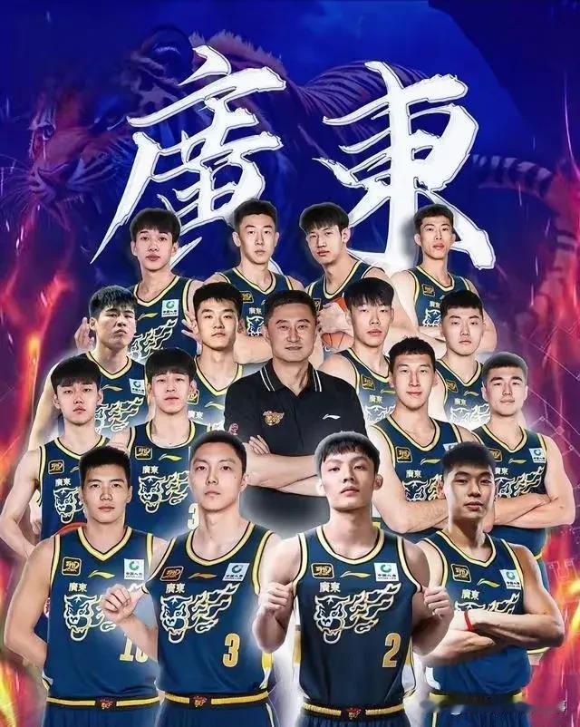 杜锋和广东男篮老总陈海涛谁是商人？顾名思义，杜锋只是教练员，陈海涛才是老板，但因