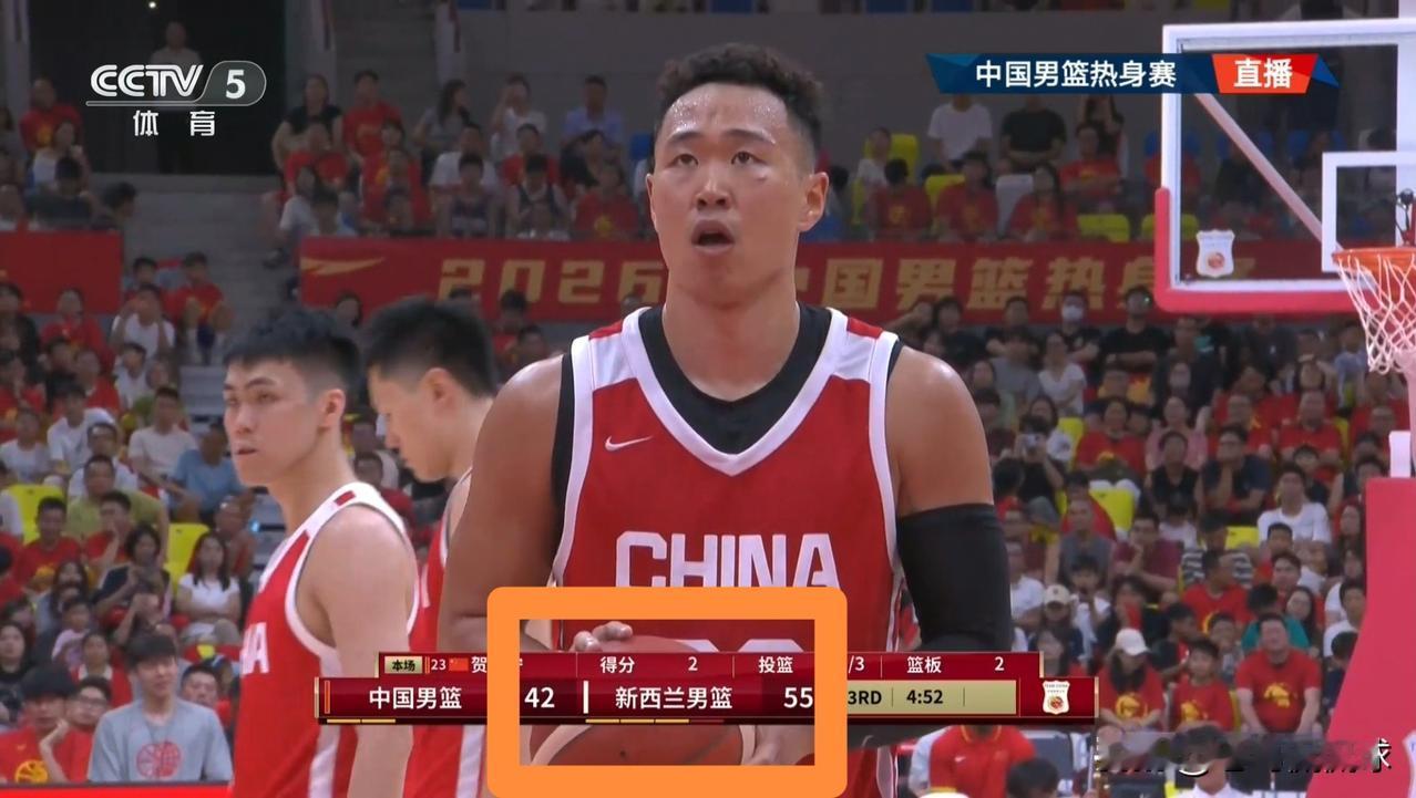 中国男篮真是彻底被打懵了！在今天进行的中国男篮和新西兰男篮的热身赛中，当时比赛进