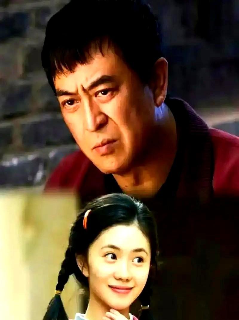 全网铺天盖地骂他面瘫，鬼畜视频满天飞，他却拿下了Gucci大使。演瞎子，他搬