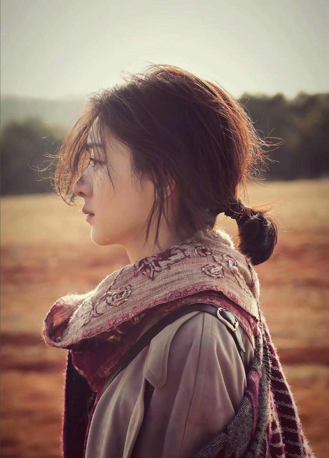 赵丽颖名品直鼻赵姐侧脸巨巨巨好看啊！又美又萌又清冷这简直就是名品直鼻​​​