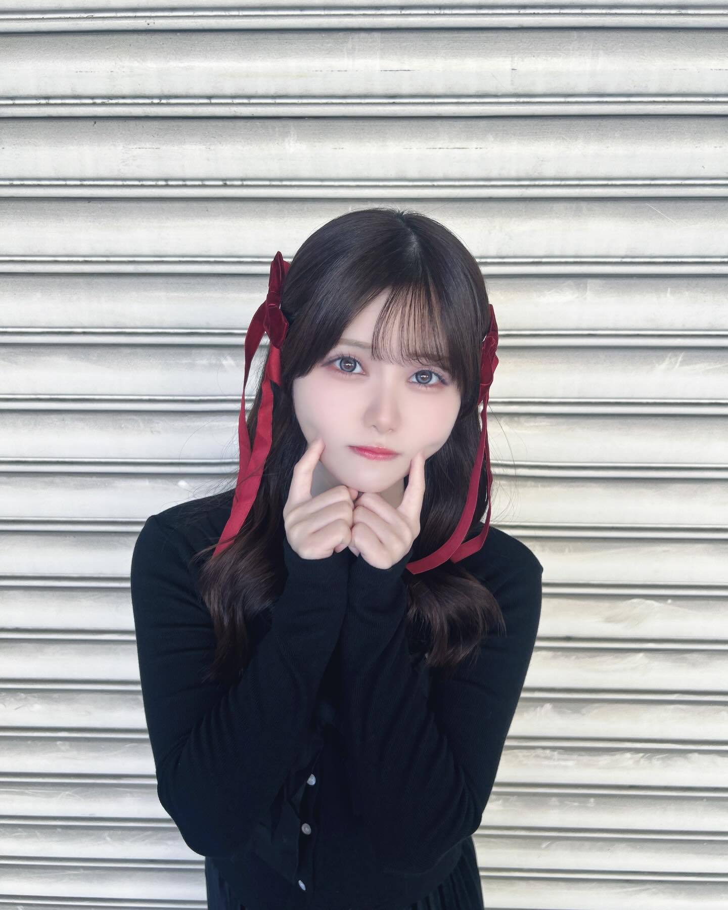 伊藤理々杏「🎀💘」　ririagram