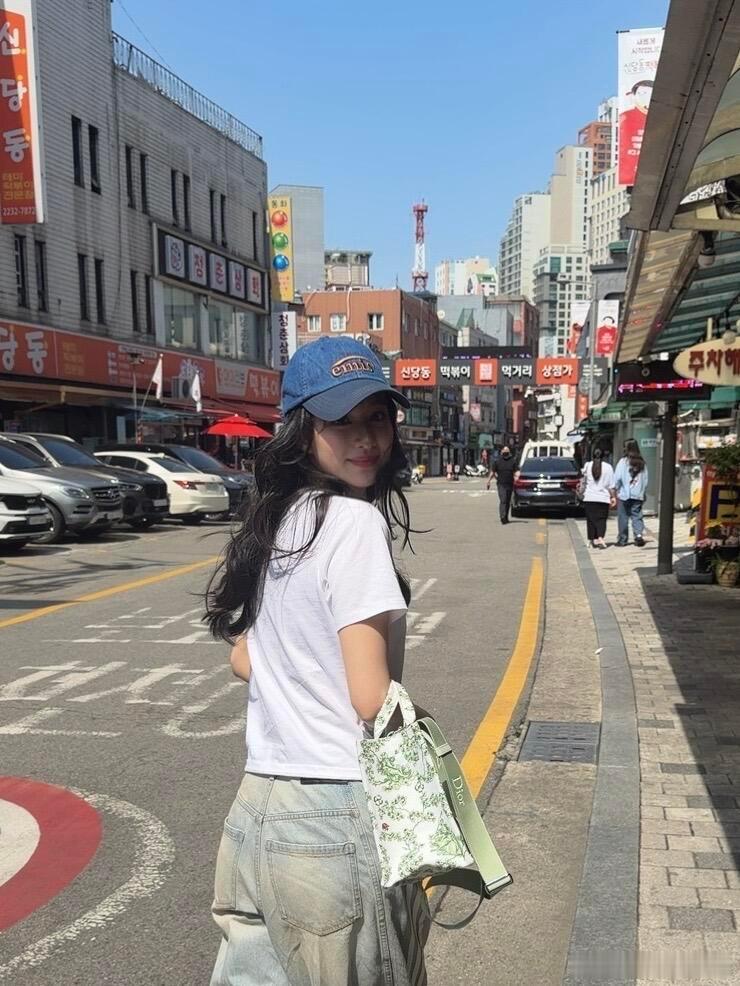 王楚然营业🈶，首尔之行的工作记录✍️美啊