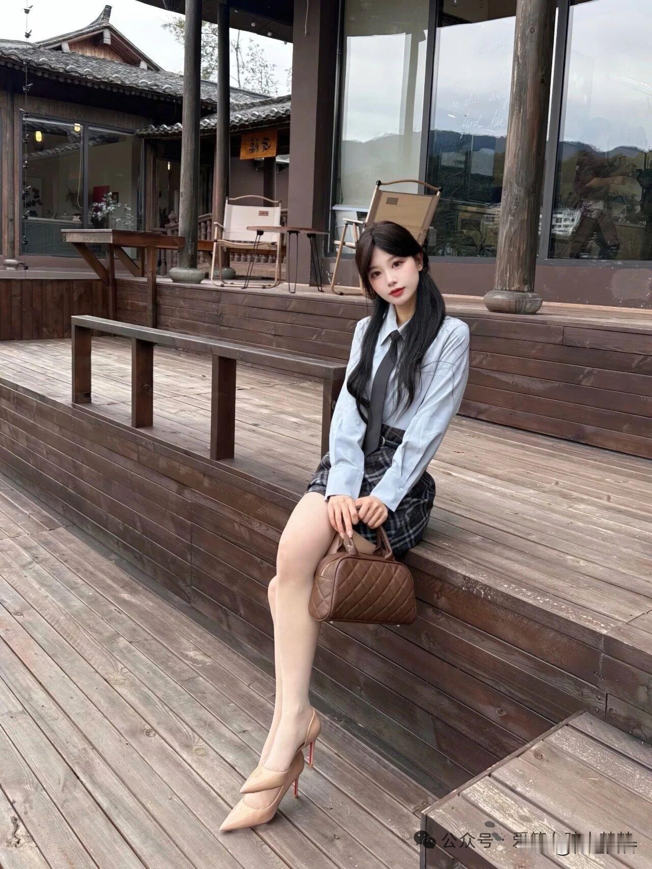 该如何穿搭让人百看不厌倦?