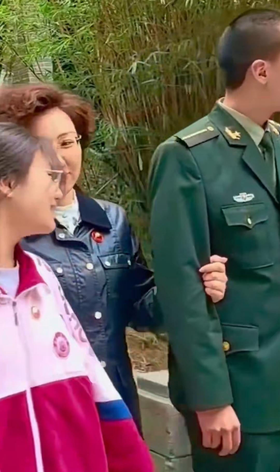 刘滨一位了不起的母亲，培养了一双优秀的儿女，毛家的大功臣。在湖南韶山滴水洞