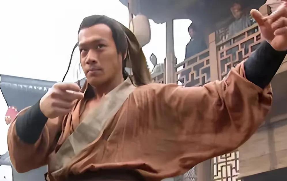 假如李逵跟武松真干起来，能在武松手下坚持多少时间？梁山好汉分为神级、天级、地级