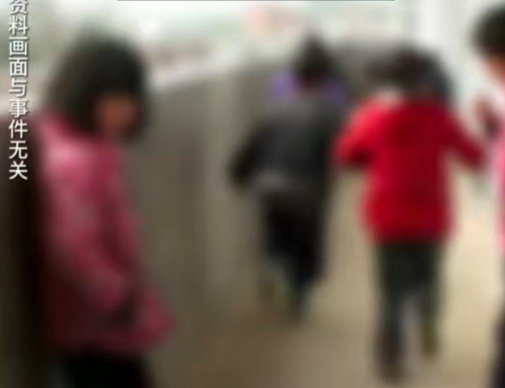 “熊孩子闯大祸！”海南琼海，警方接到报案，两名小学三年级学生报警称女老师猥亵了他