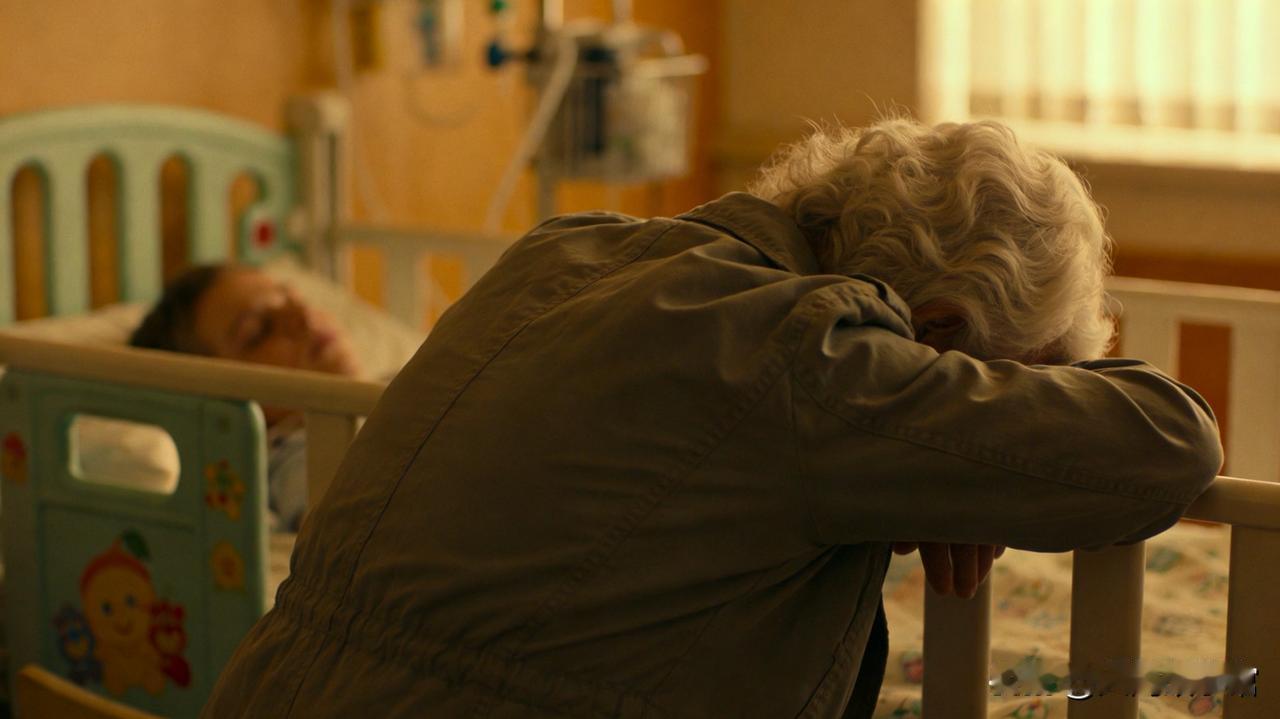 凌晨两点，孩子发烧到39度，我急得团团转，老公出差不在家。正想给我妈打电话，