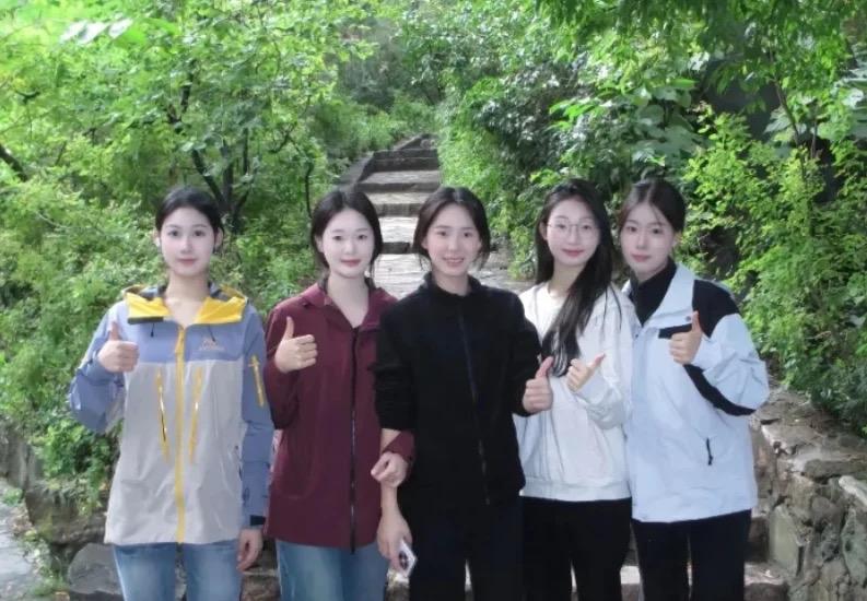 如果每一个都是你喜欢的类型，你该怎么选择？