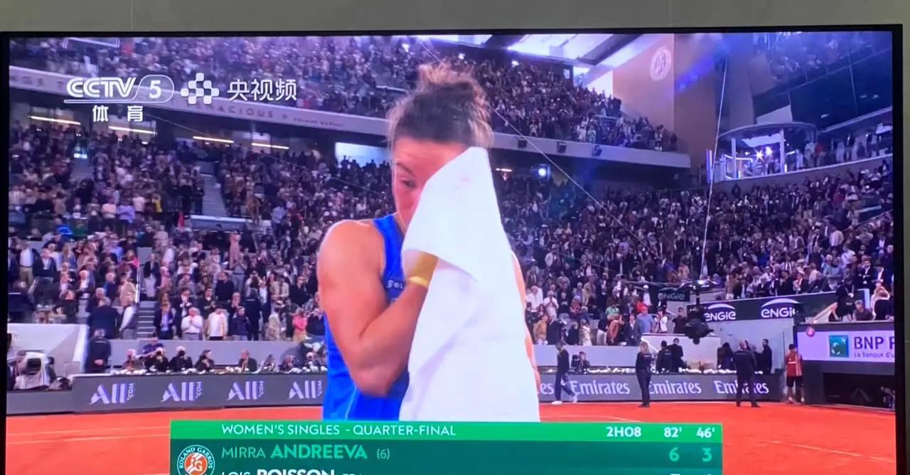 大黑马继续爆出大惊喜！世界第361名2-0淘汰世界第六晋级法网四强！法国外卡选