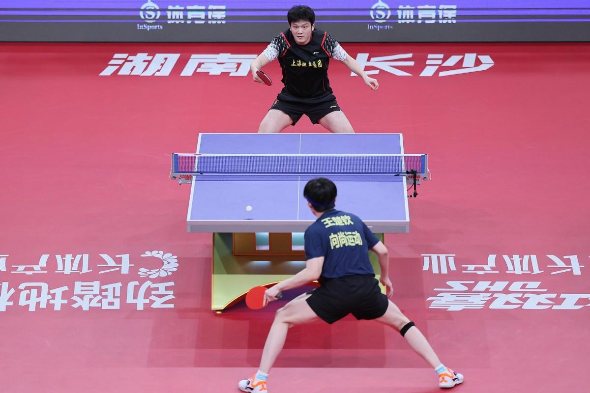 王楚钦为何难敌樊振东？关键球处理和心理短板成胜负手