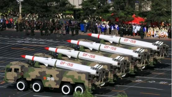 日本还在幻想着出兵干涉中国统一，可是日本的军舰还没离开港口，火箭军的6到8个导弹