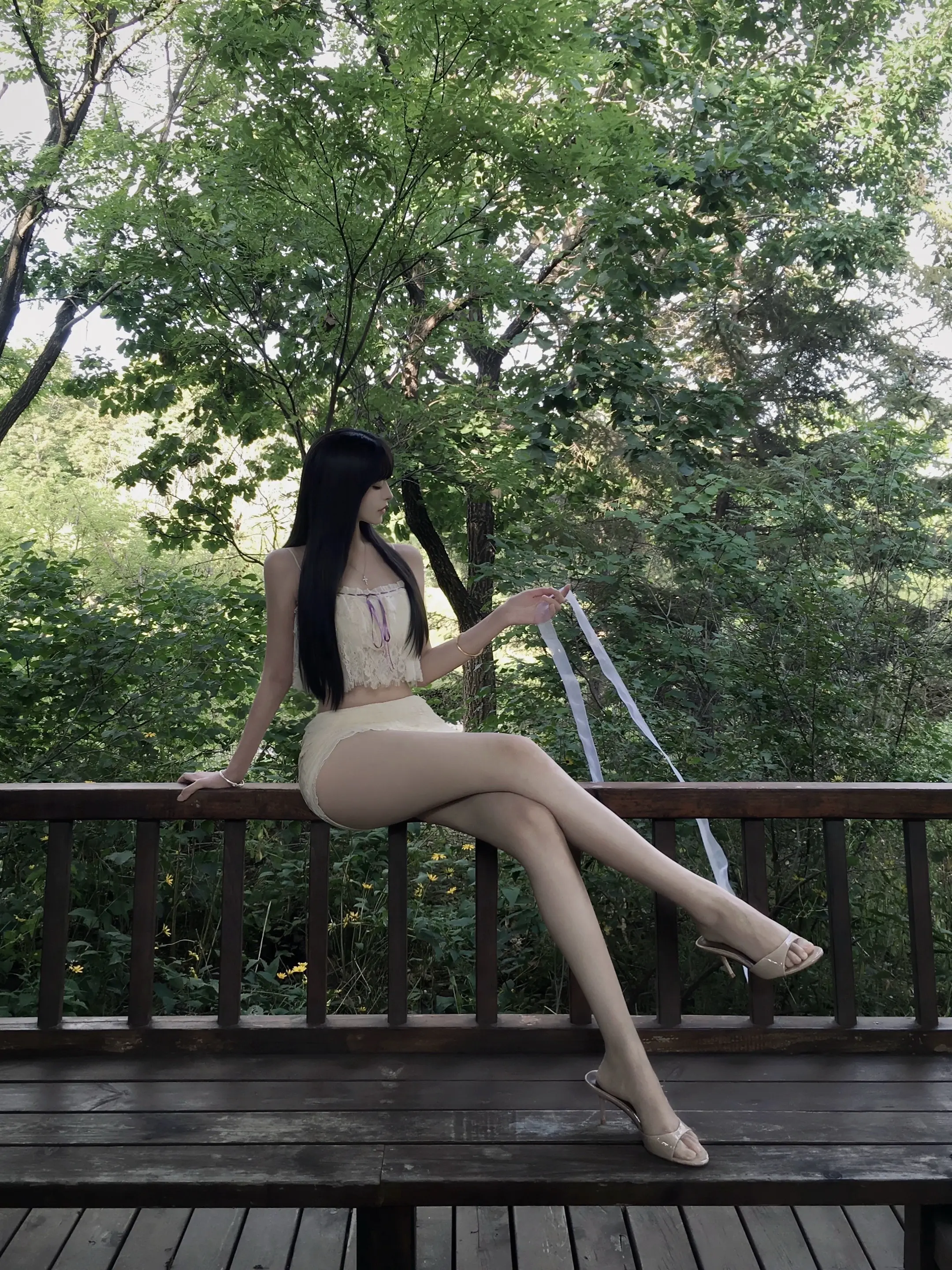 若你早与他人两心同.