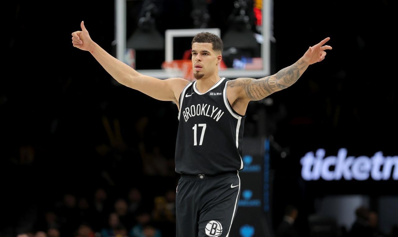 小波特打出高效表现，希望得到大合同，但是篮网无意将其留下，篮网更倾向于用小波特去