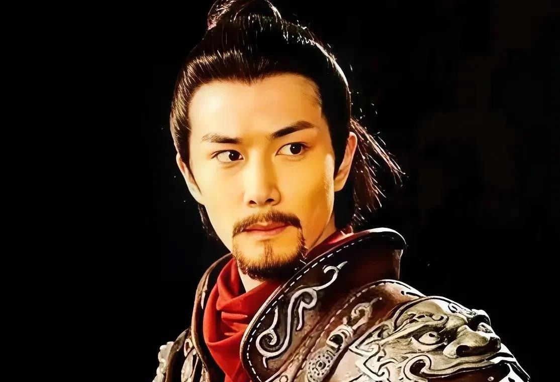 王忠嗣身兼四镇节度使后，李光弼对他说：“大唐一半精锐由你掌握，陛下怎么能安心呢？