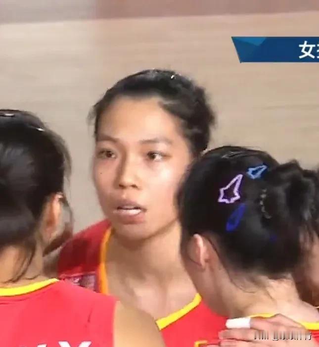 【舍我其谁庄宇珊，保障小主打成了进攻核心】中国女排战胜墨西哥，庄宇珊立下首功，