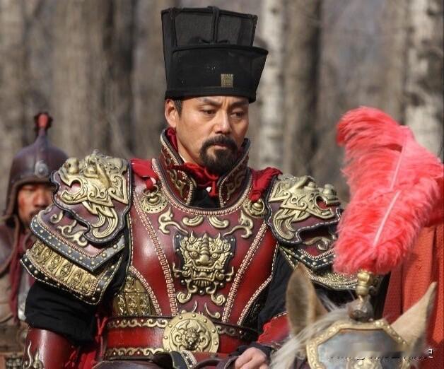 作为历史上唯一以战功封王的太监，童贯其实还是有点手段的，且不说他打仗水平咋样，收