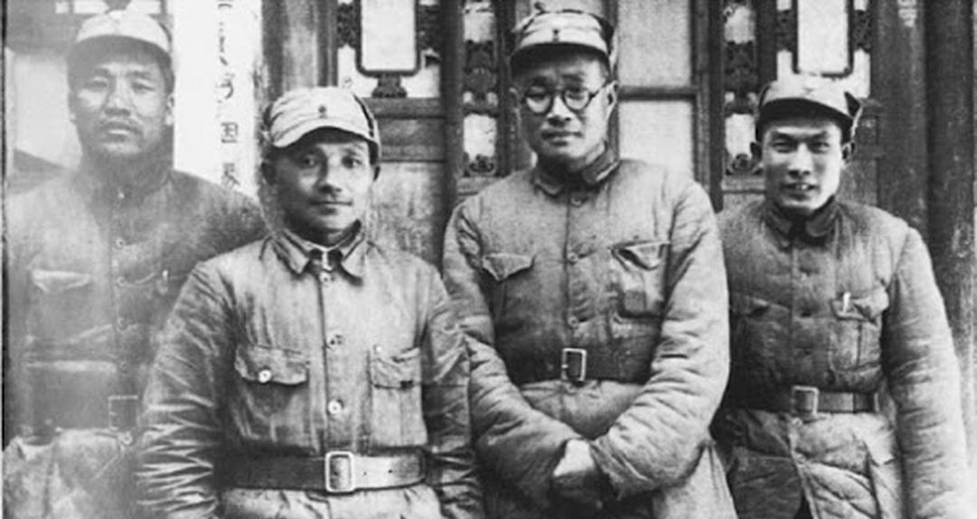 1938年瓜农遭遇落单敌兵，西瓜地里一场生死较量1938年，农民朱荣贵守着