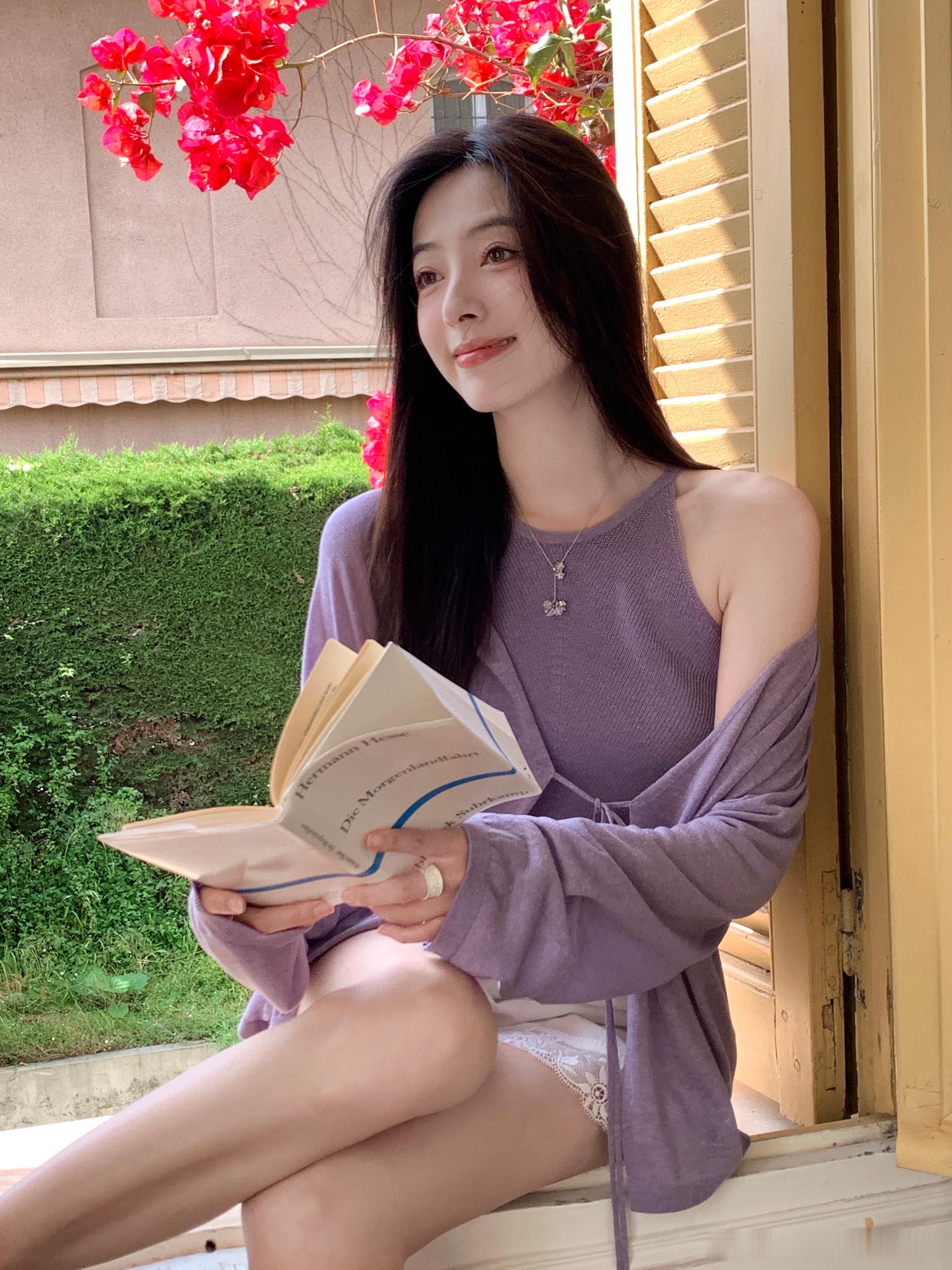 早💜今年感觉特别爱各种紫色这个紫叫“绝绝紫”哈哈​​​