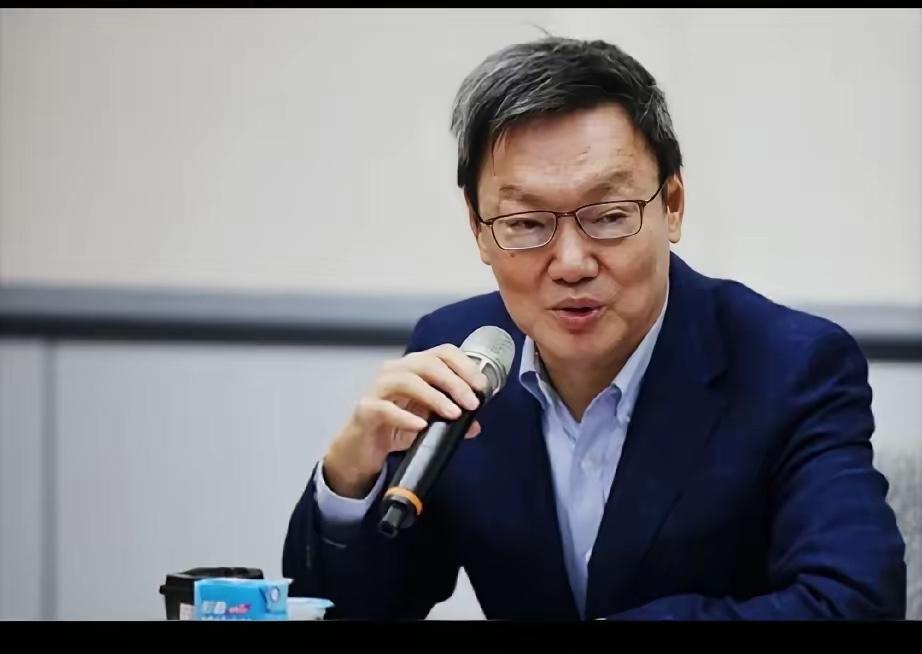 台湾前“国安秘书长”苏起最近说的实话，直接把岛内那帮台独的遮羞布扒得干干净净。