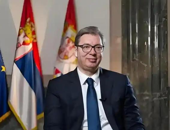 谁能想到一个国家能离谱到这种地步，塞尔维亚议会一顿饭的功夫就火速通过法案，要把