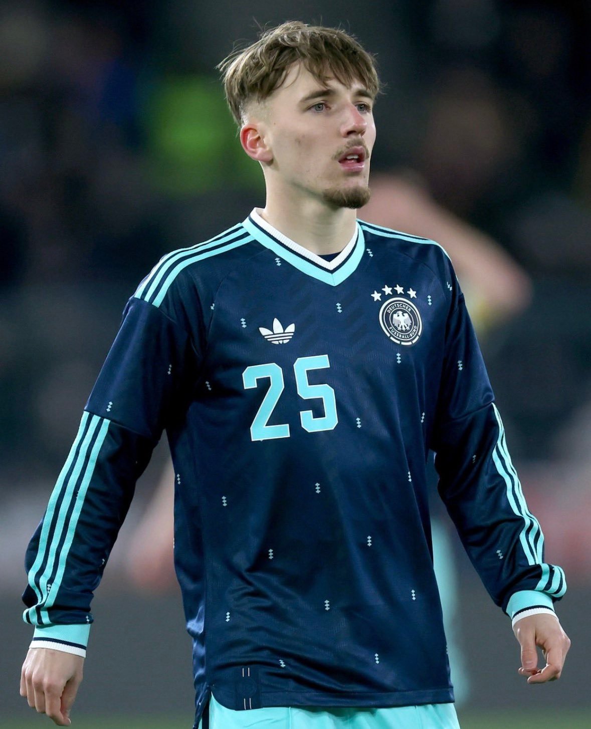 维尔茨谈到他对卡尔的第一印象：“非常棒。我这周第一次在训练中看到他，他是一位顶尖