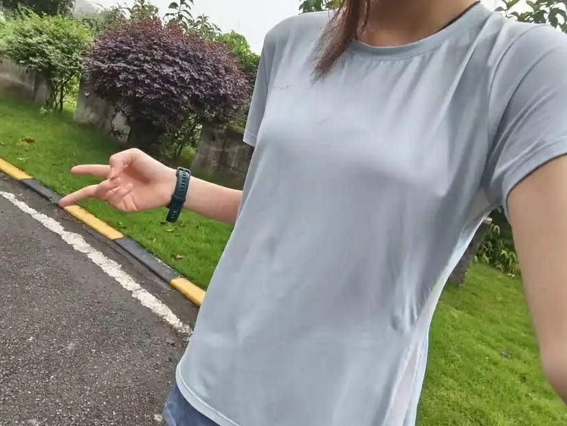 听说跑步会促进骨骼发育，加油！